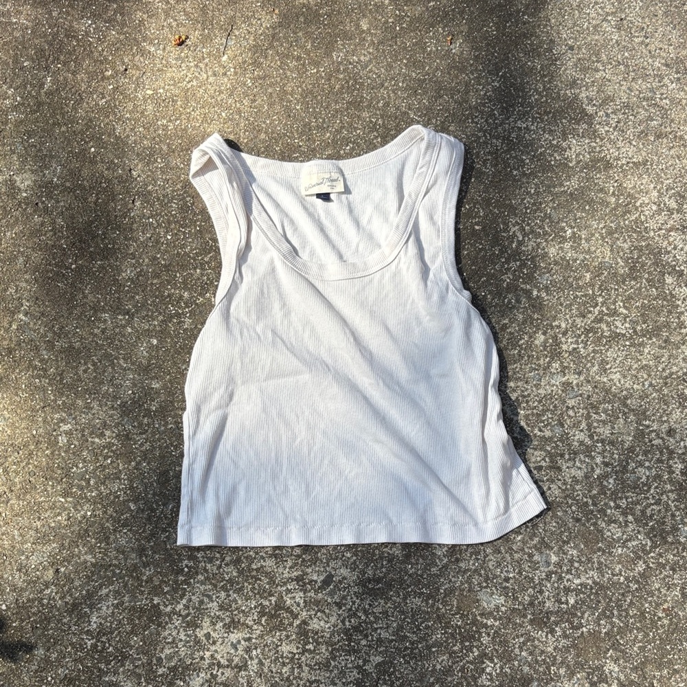 Universal Thread Women's White Ribbed Tank
